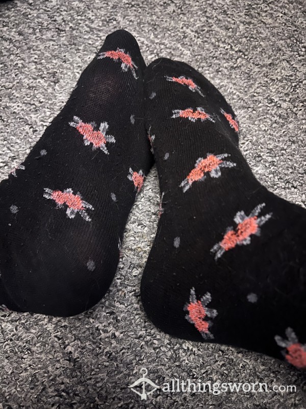 Black Flower Print Ankle Socks 🥀