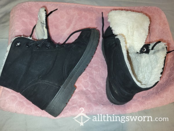 Black Fur Laced Winter Boots