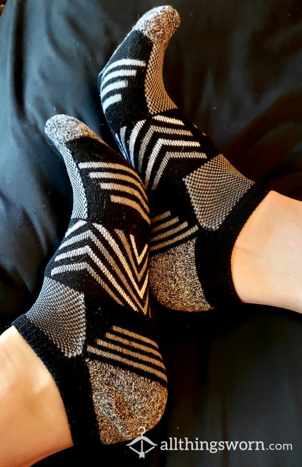 Black & Grey Ankle Socks💕