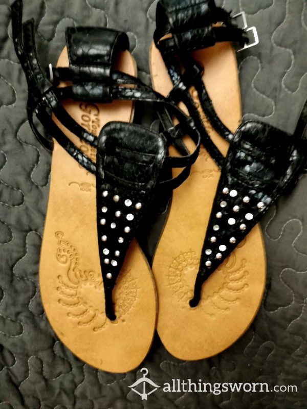 Black Leather And Stud Flat All Strap Between The Toes. Sandals. Well Worn. Really Sexy And Sweaty £25 💯🔥🔥🔥