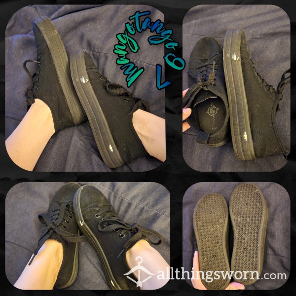 🖤 Black Memory Foam Work Shoes With Paint Spots(US 6/7) 🖤