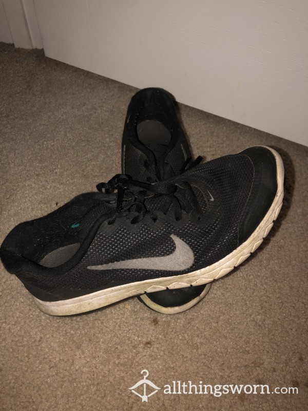 Black Nike Work Shoes Size 10