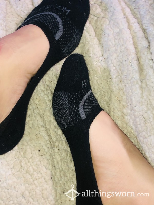 Black No-Show Socks