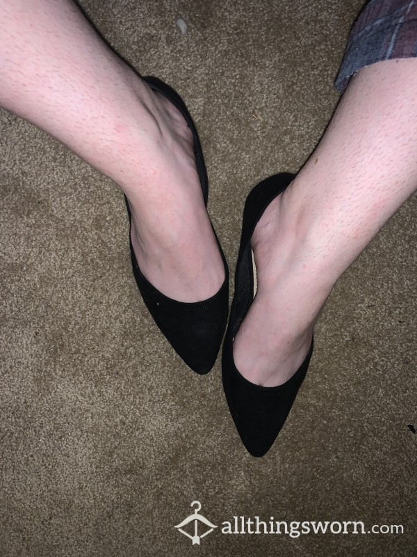 Black Pointed Toe Flats