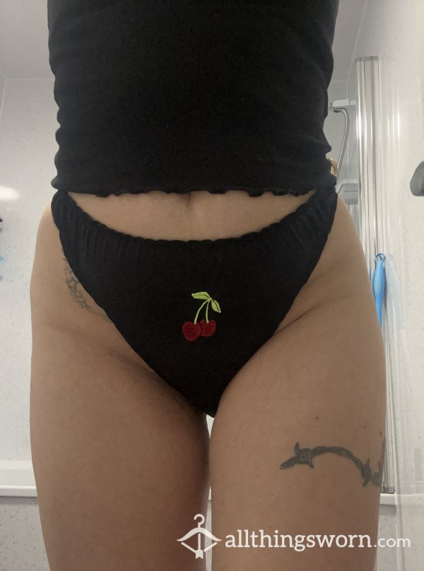 Black Satin Frilly Thong 🍒 24 Hour Wear
