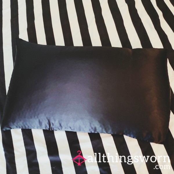 🖤 Black Satin Pillowcase *used* 🖤