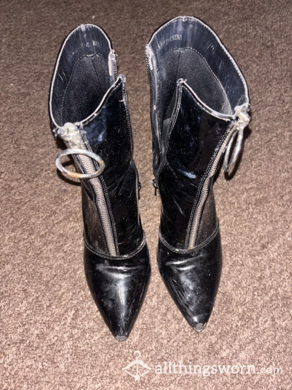 Black Shiny Heeled Boots