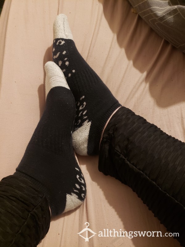 Black Socks With White Print On Sole