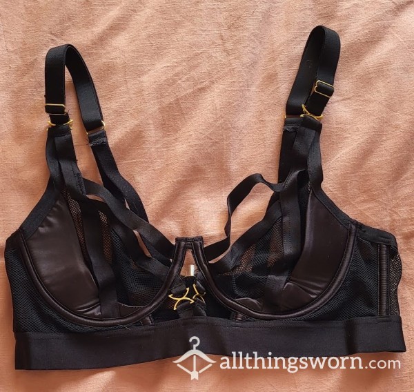 🌸Black Strapped Bra 🌸Extremely Sexy - £30 🎁