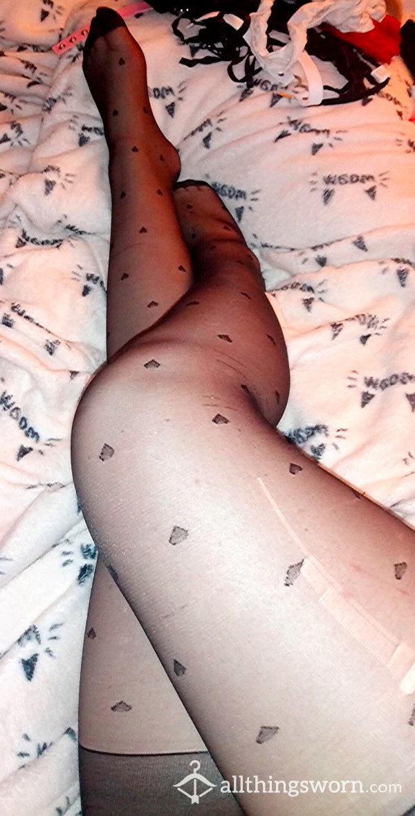 🖤 Black Tights With Hearts 🖤