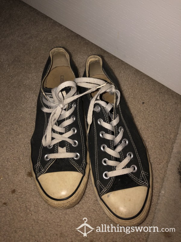 Black Well Loved Converse Size 9.5