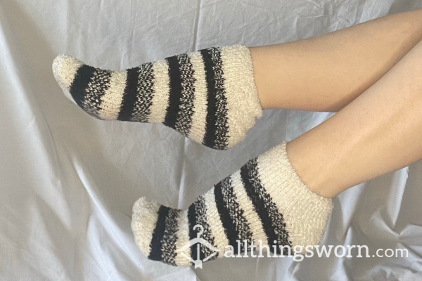 Black & White Striped Fuzzy Socks