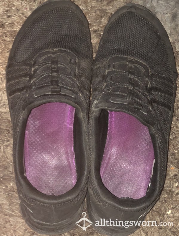 Black Work Shoes Well Worn Over A Year. 12 Hour Shifts. I Don’t Always Change My Socks🥰 Size 61/2-7.