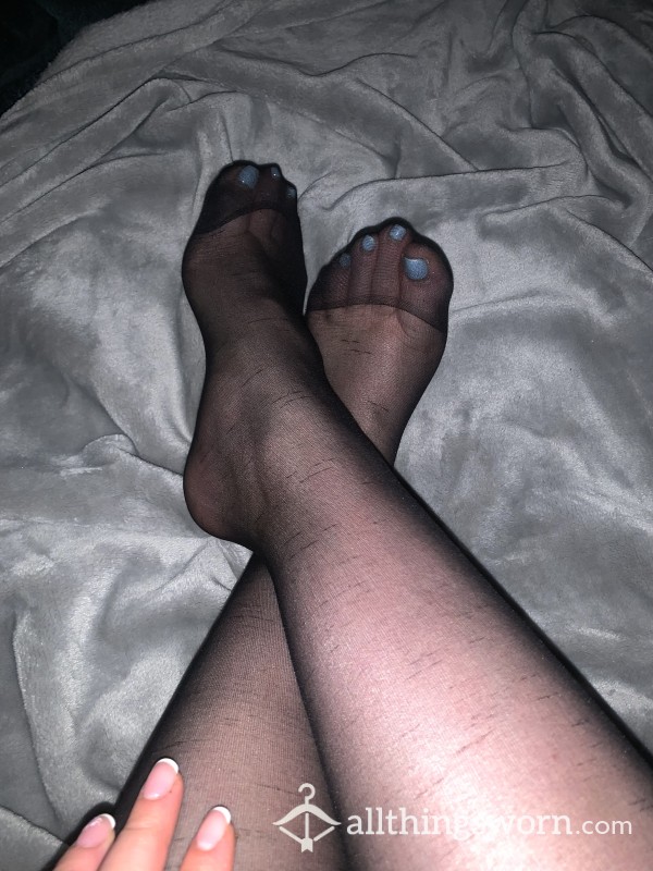 BLACK WORN PANTYHOSE, Sexy Feet Pics Included, No Panty Stockings