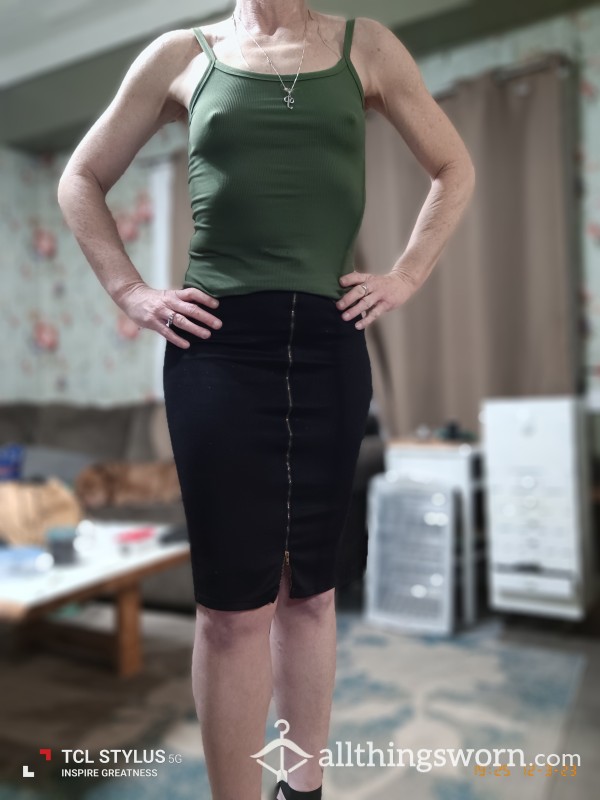 Black Zip Pencil Skirt Size Small