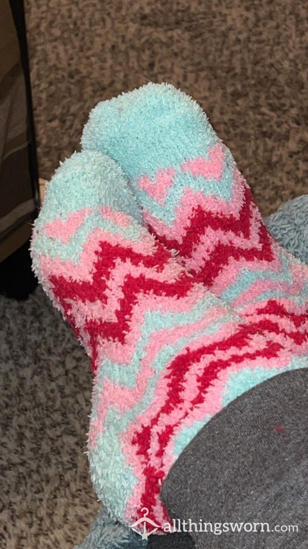 Blue And Pink Chevron Fuzzy Socks