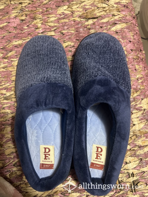 Blue Slippers Comes With Seven Day Wear