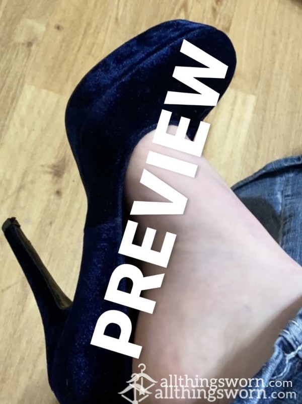 Photo Set Blue Velvet Heels