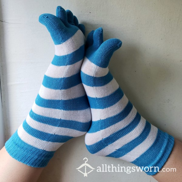 Blue & White Stripes Toe Socks💙