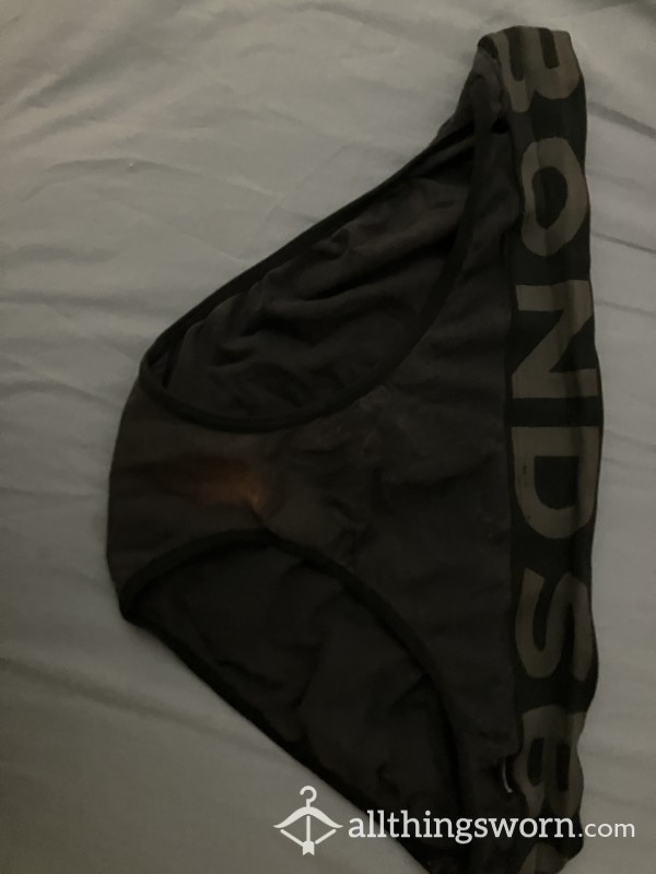 Bonds Plus Size Underwear With Stains And Discolouring