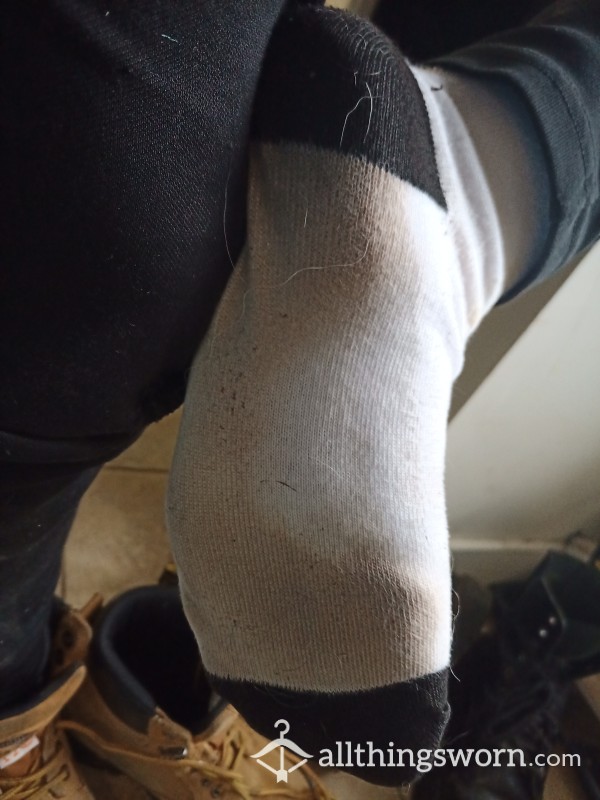 Boot Cut Socks With Sweaty Foot Print - Black & White