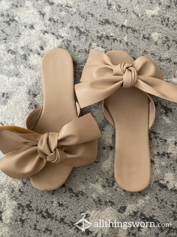 Bow Nude Sandals