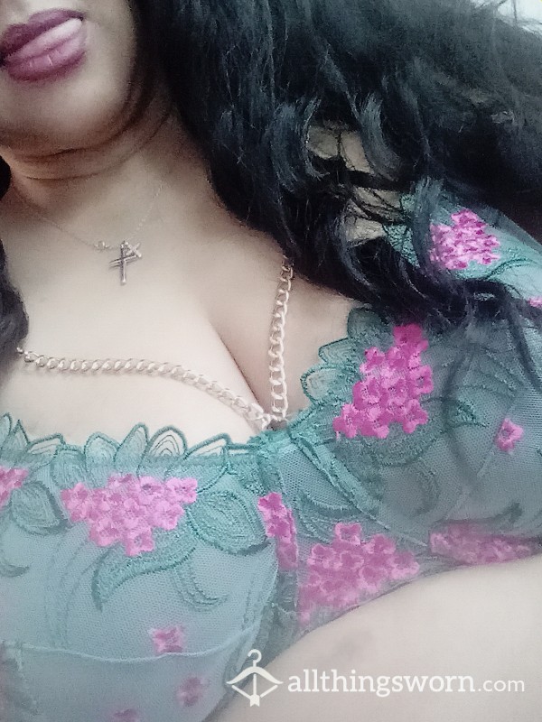 Chain ⛓️ Bra Filled With Delicious 🤤 Boobs 40D👅💋