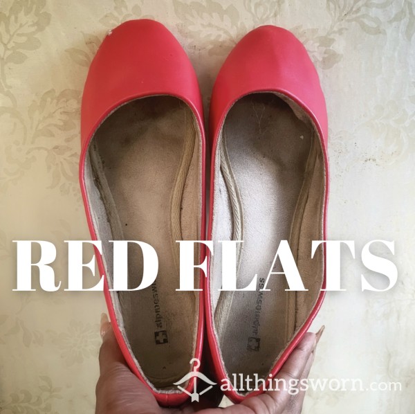 Worn  Out RED FLATS ✨💋✨