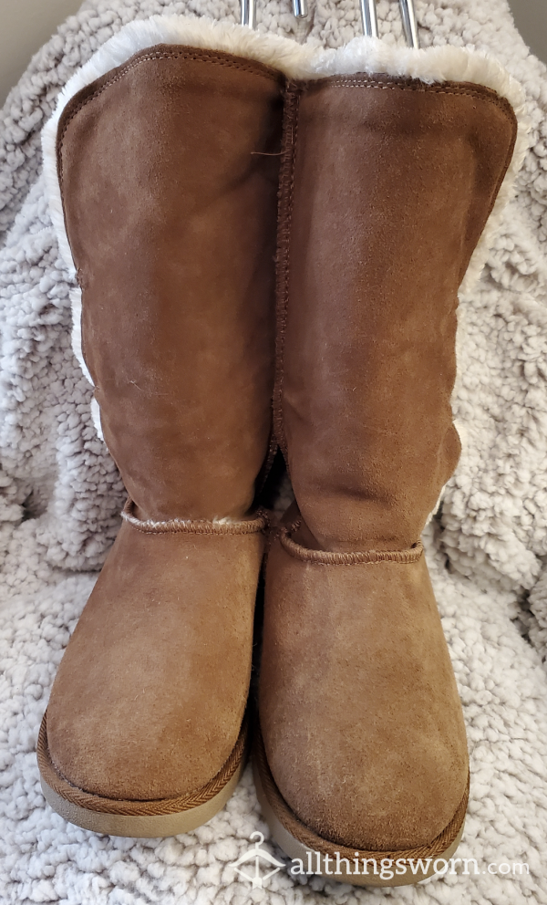 Brown Suede Faux Fur Lined Ugg Style Boots - Size 9 - Well Worn & Well Loved