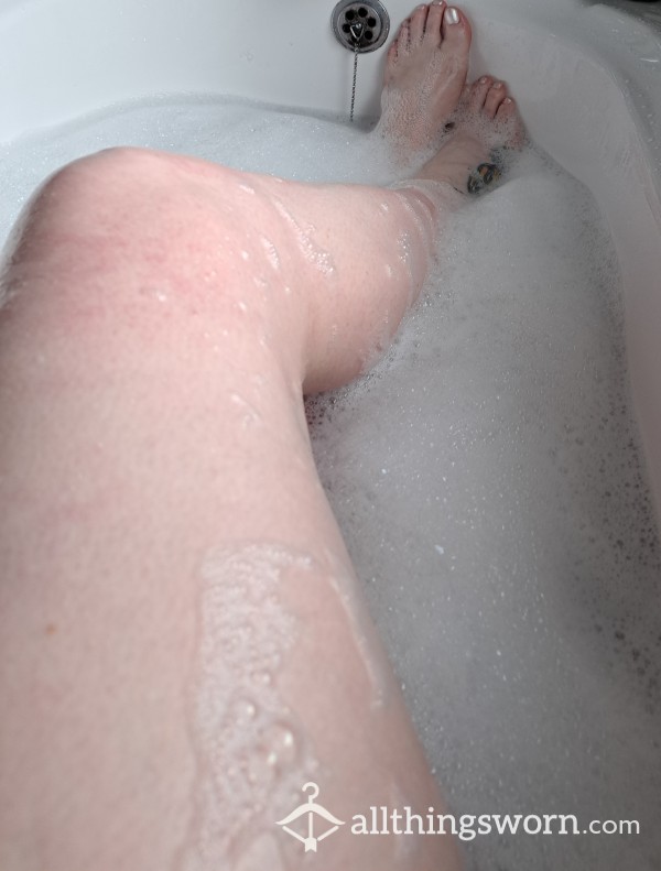 Bubble Bath Feet 👣👣🫦