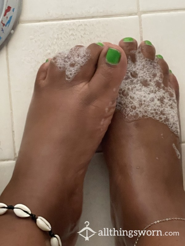 Bubble 🫧 Fuck Toes