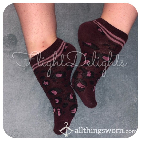 Burgundy Leopard Print Socks