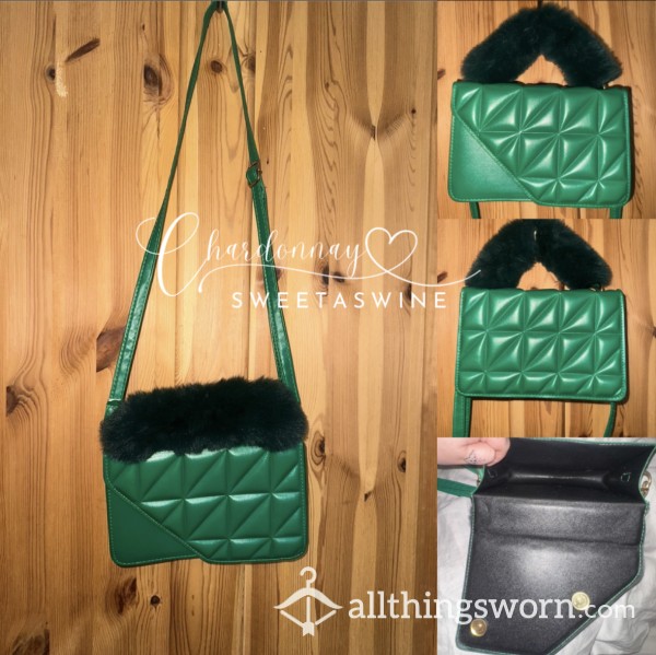 👜Buyers & Sellers|Cute Green Bag Faux Fur Handle💚