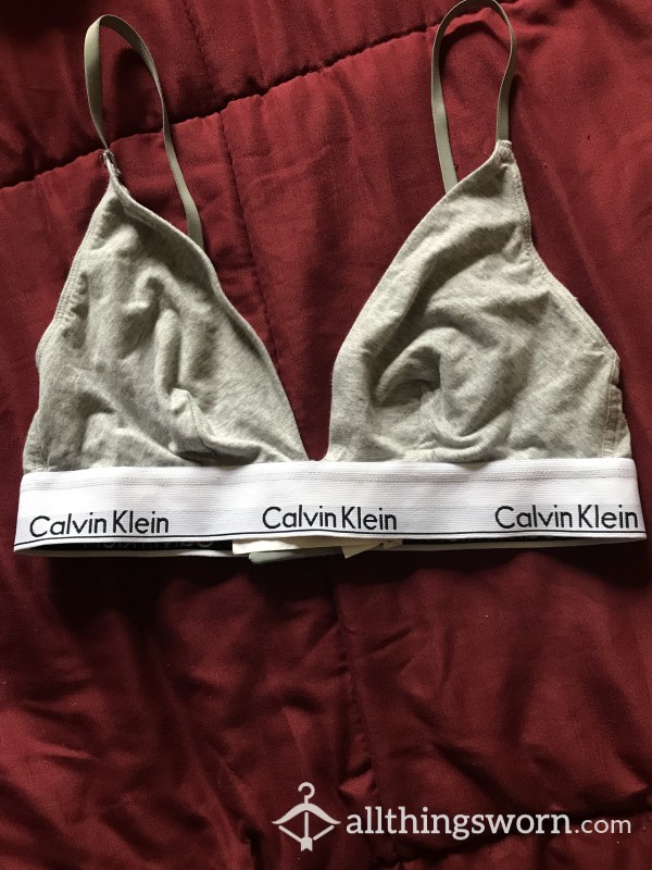 Calvin Klein  Size Medium