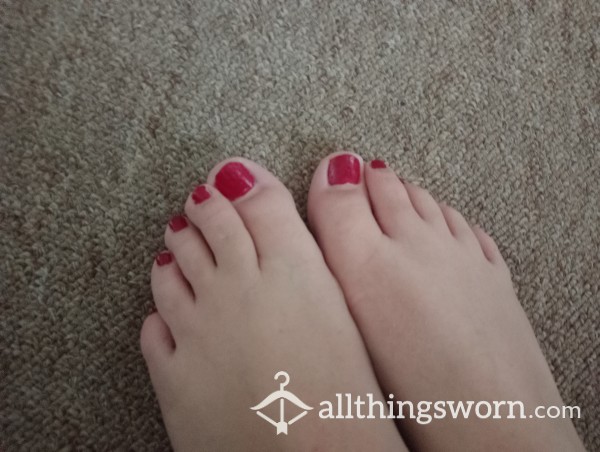 Check Out My Sexy Red Toes And My Feet 😍😘
