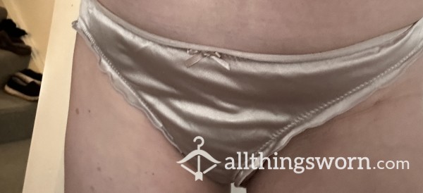 Chelle’s Stained Worn Knickers -  3 Days Worn