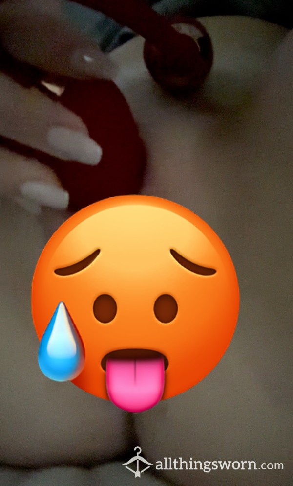 Clit Sucking Toy Makes Me Squirt 💦 2.5 Mins