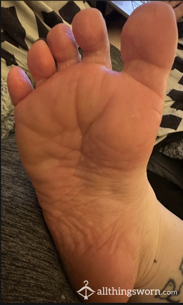 Come Take A Peep At These Soles 👀