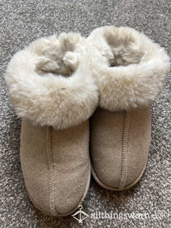 Cosy Worn Slippers Furry