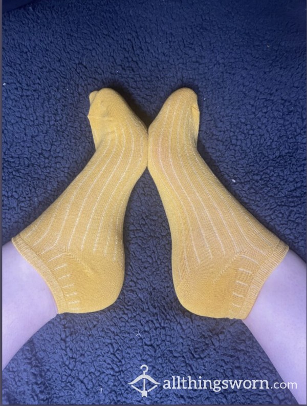 Cosy Yellow Trainer Socks