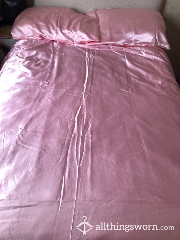 Cotton Candy Pink Satin Duvet Cover And Two Pillowcases 🍭