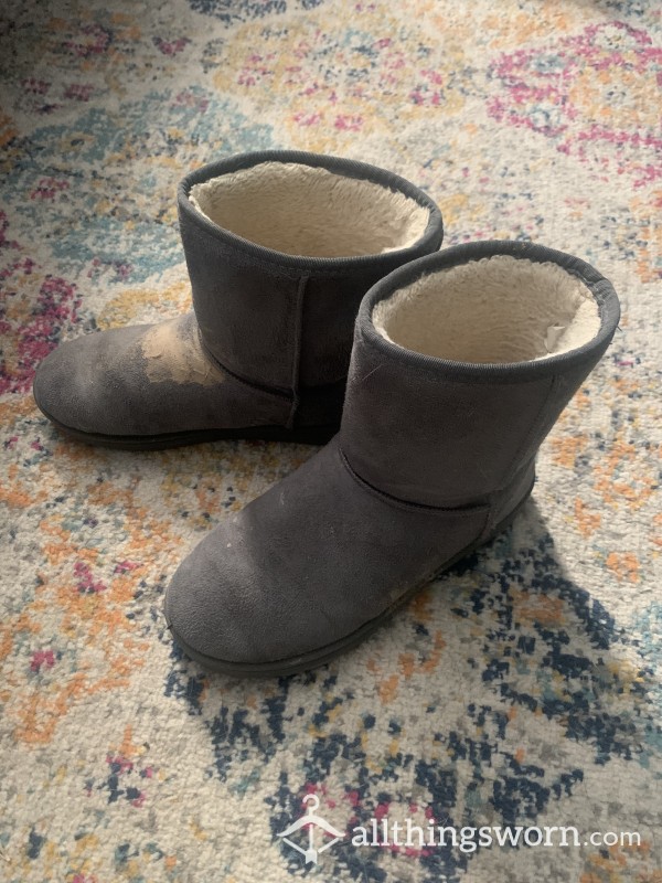 Cozy And Very Worn Fluffy Boots!