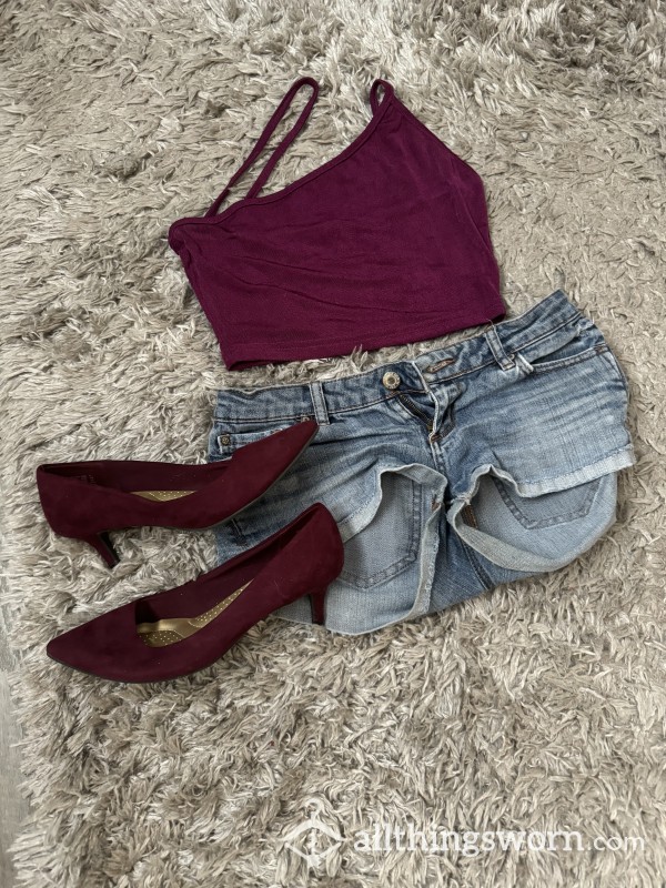 Cranberry Outfit