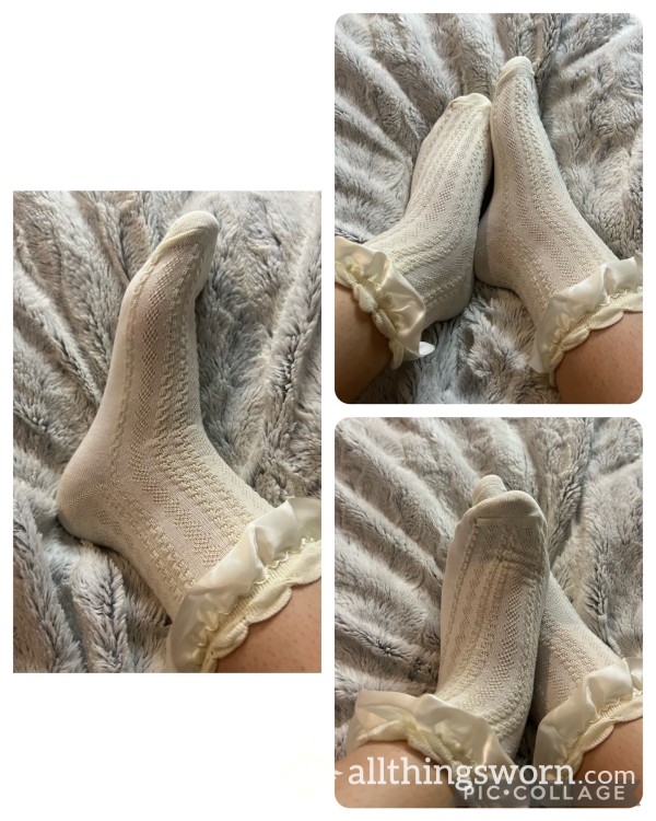 Cream, Silk Frill Socks 🧦