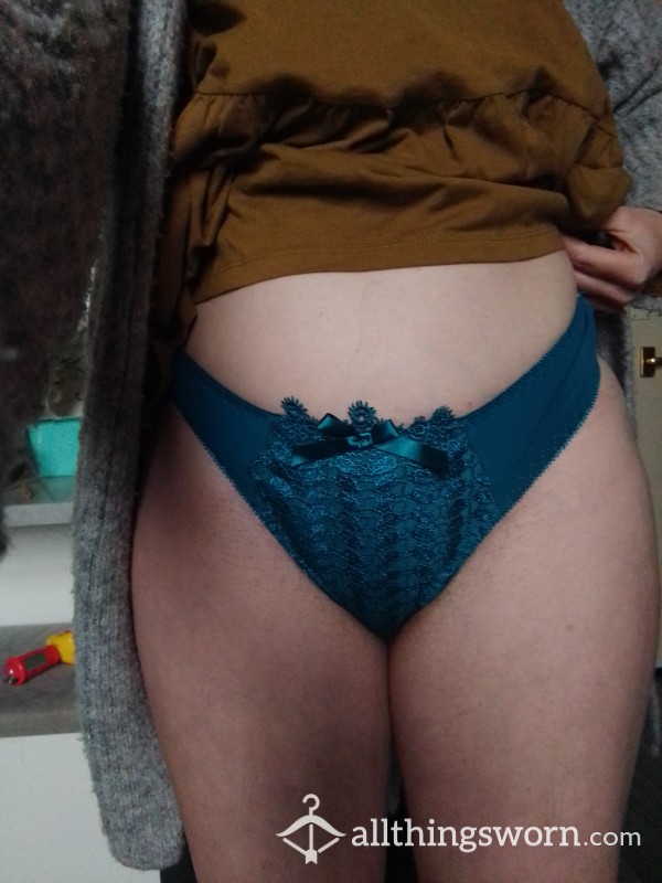 Creampie Panties Worn After Sex For 36Hours For A Deliciously Creamy Consistency!