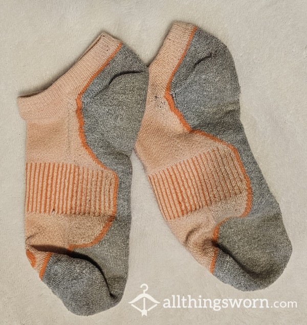 Creamsicle-orange WILSON Gym Socks