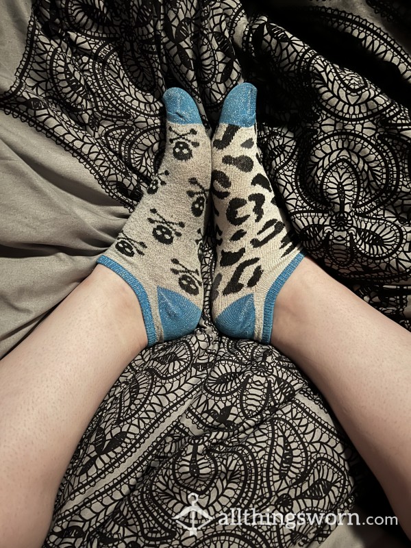 Blue&Grey Matching/mismatched Socks
