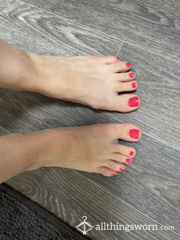 Custom Feet Pics / Video Clips