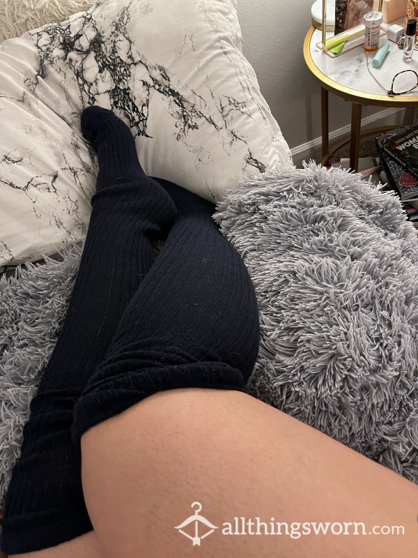 Cute And Sexy Worn Knitted Thigh Highs
