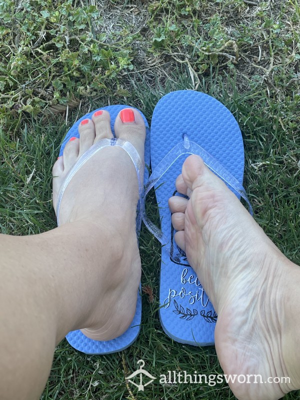 Cute, Blue Glitter, Vacation Flip-flops Sz 8